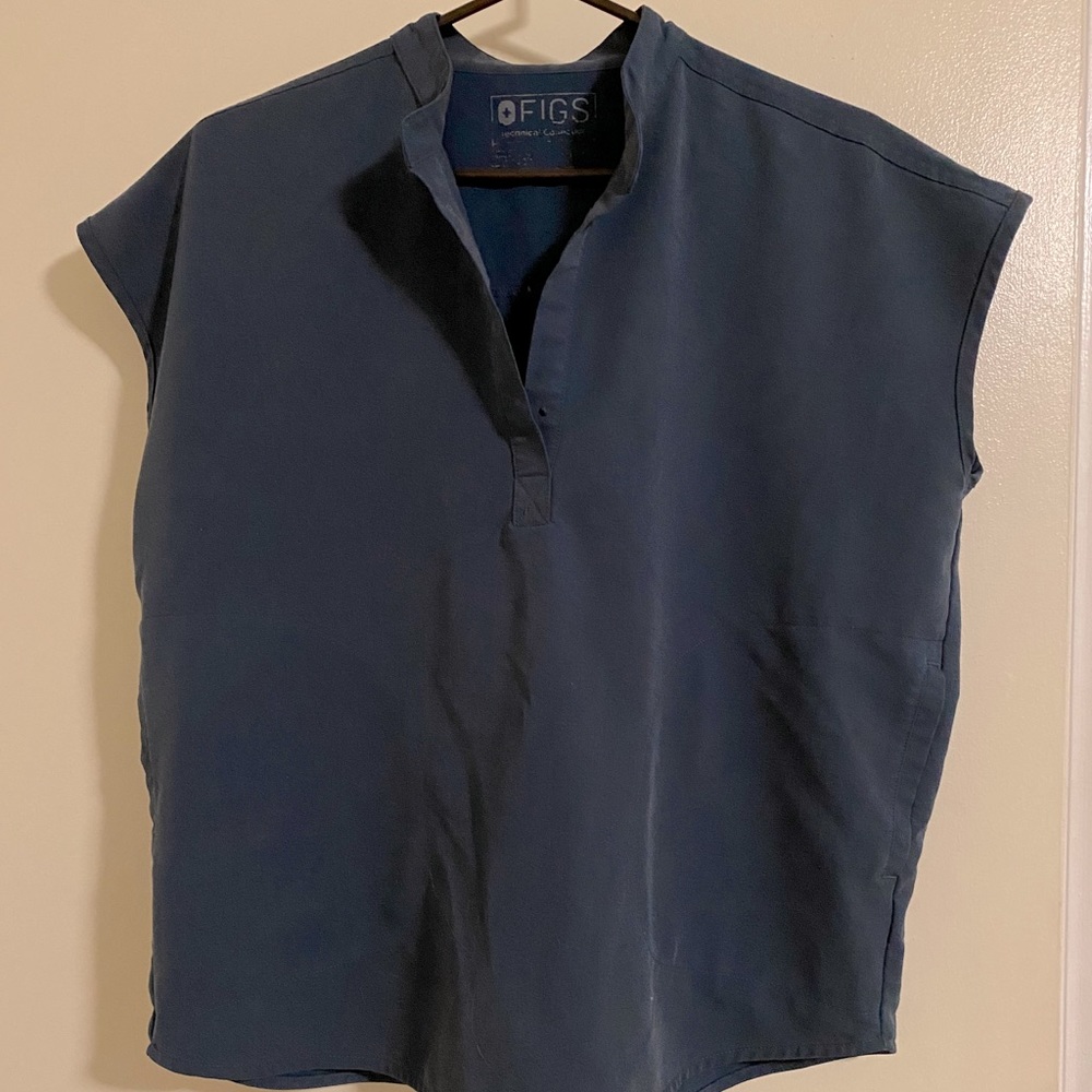 Figs rafaela scrub top